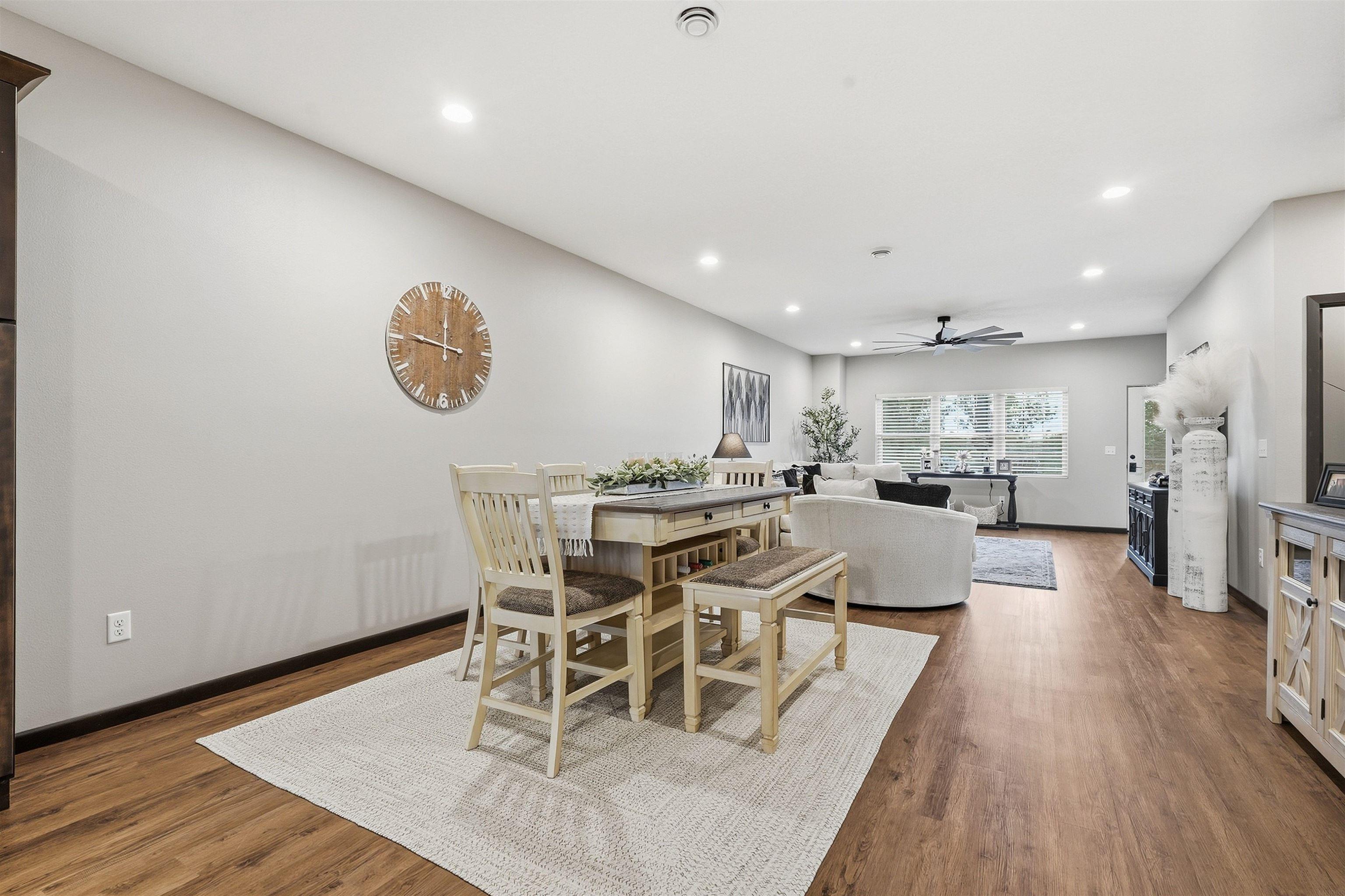 2086 Three Elms Park Road Unit: 9