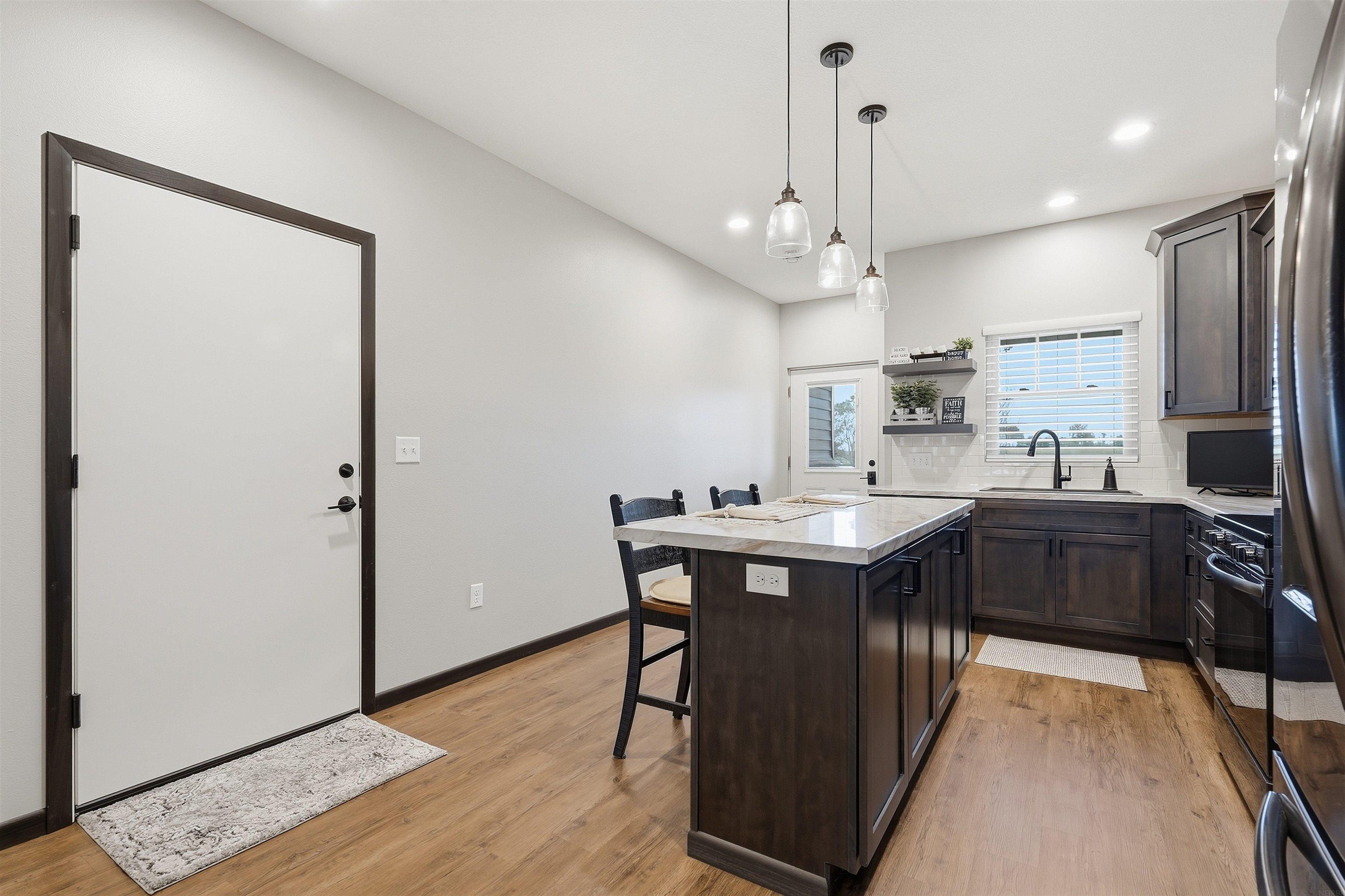 2086 Three Elms Park Road Unit: 9