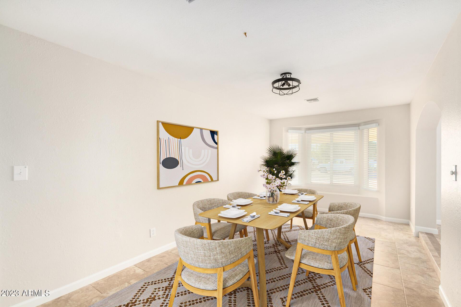 4114 E Mitchell Drive