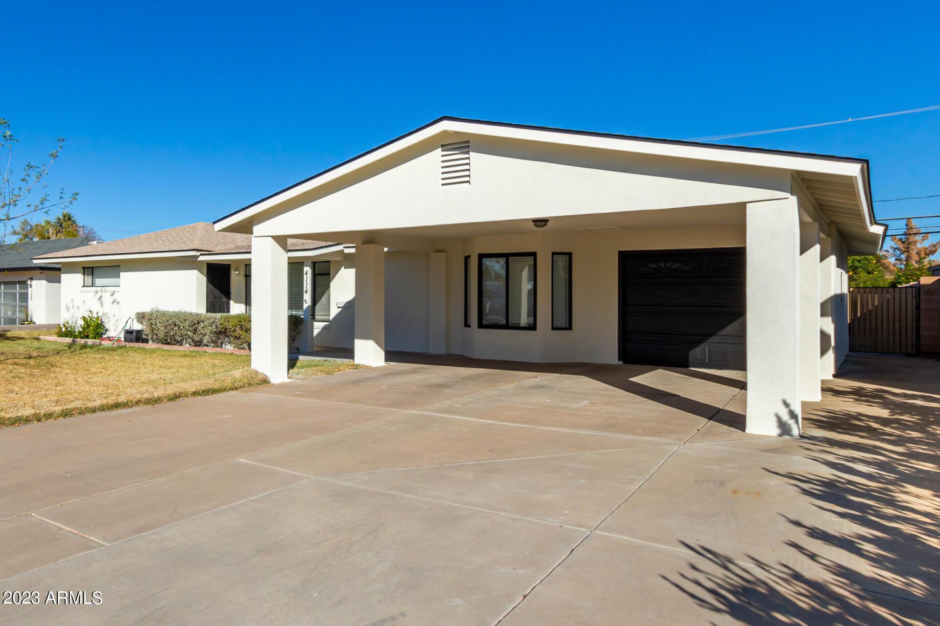 4114 E Mitchell Drive