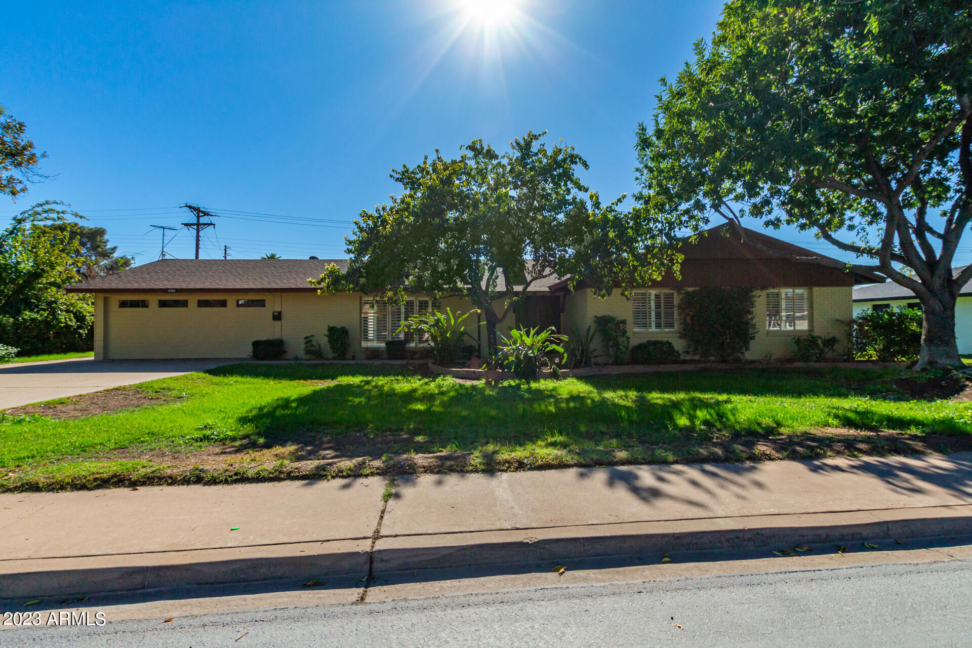 4909 E FLOWER Street