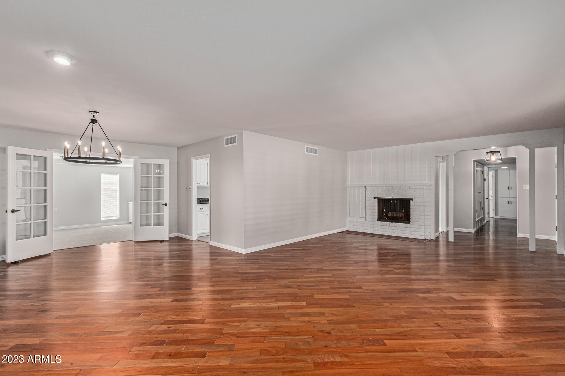 4909 E FLOWER Street