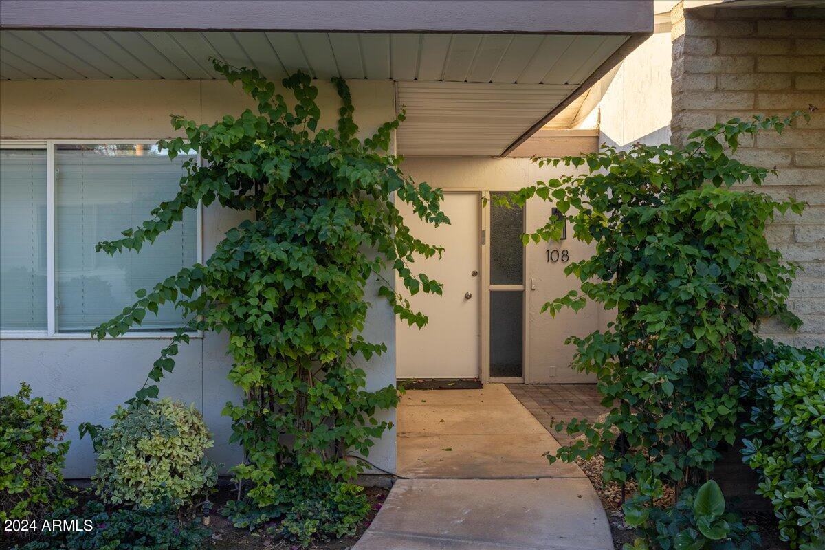 4800 N 68TH Street, 108