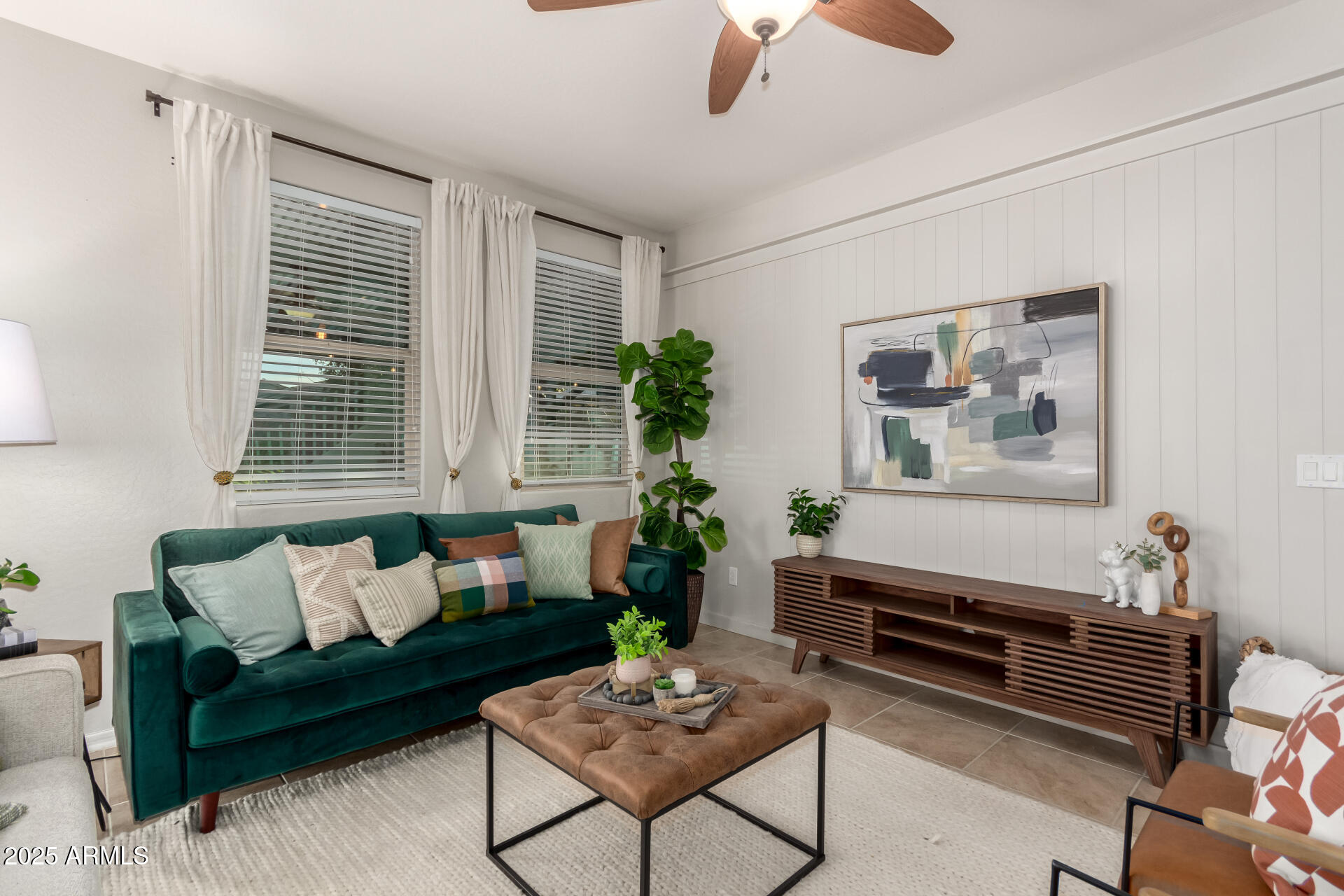 1625 W COOL WATER Way