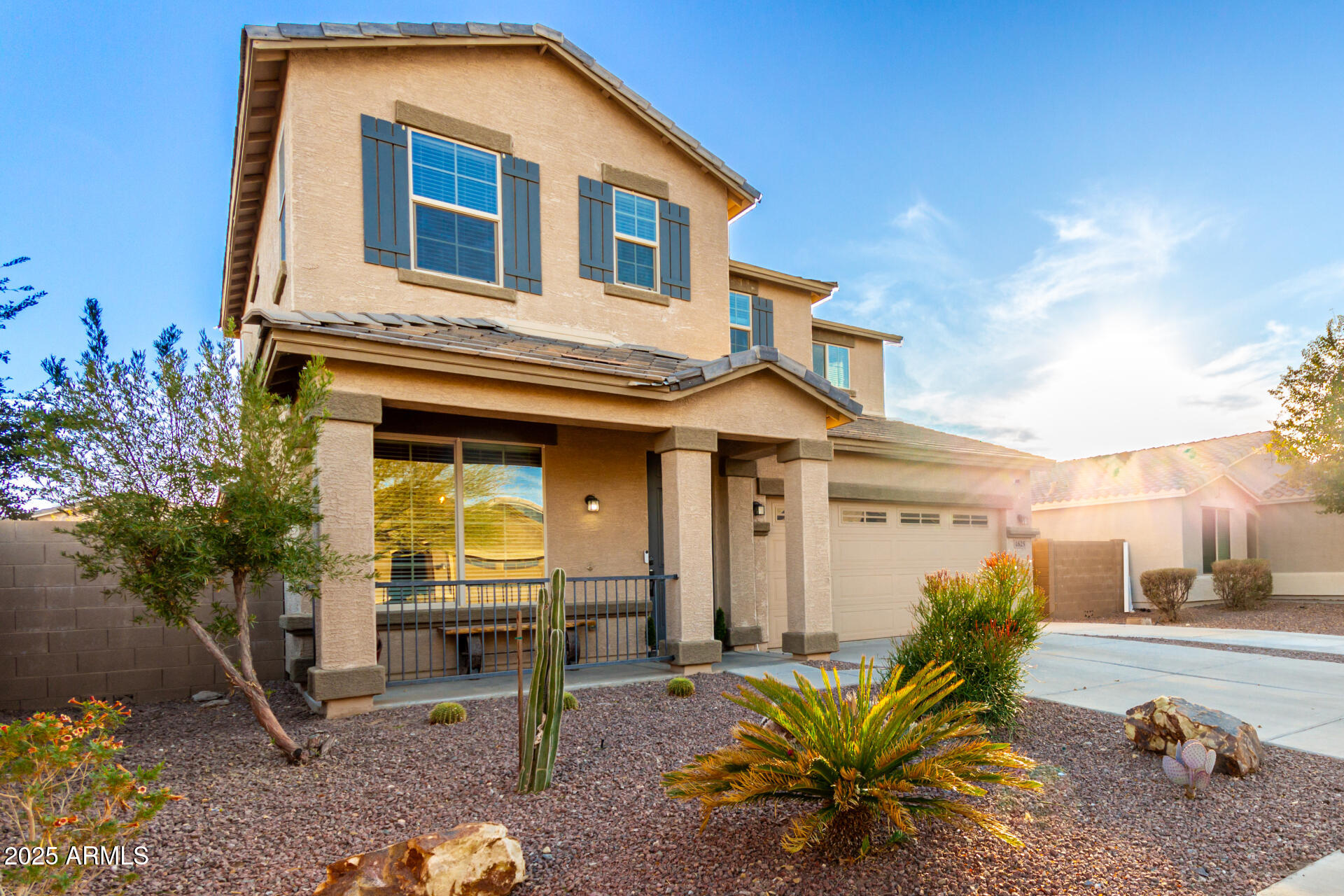 1625 W COOL WATER Way