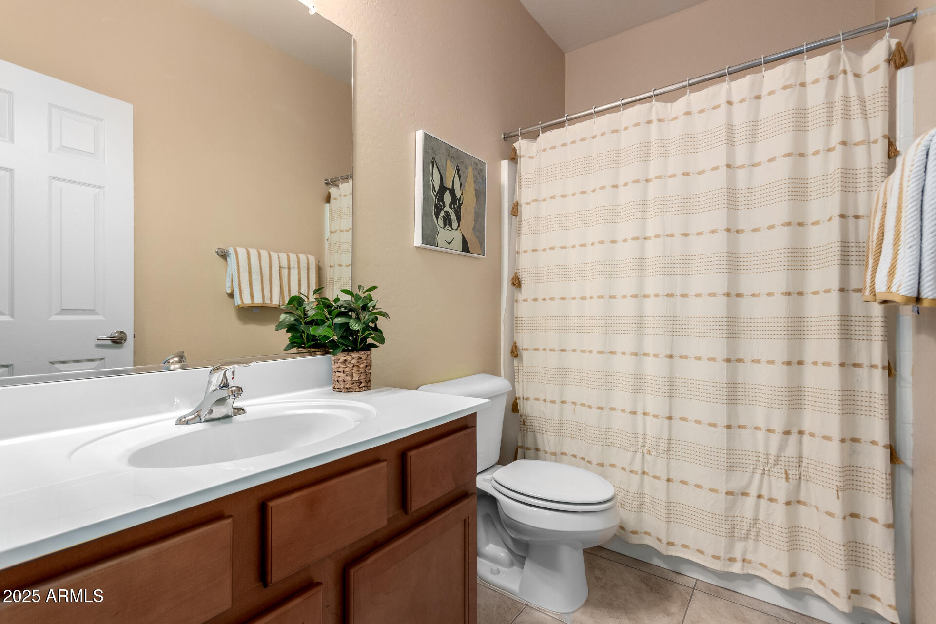 1625 W COOL WATER Way