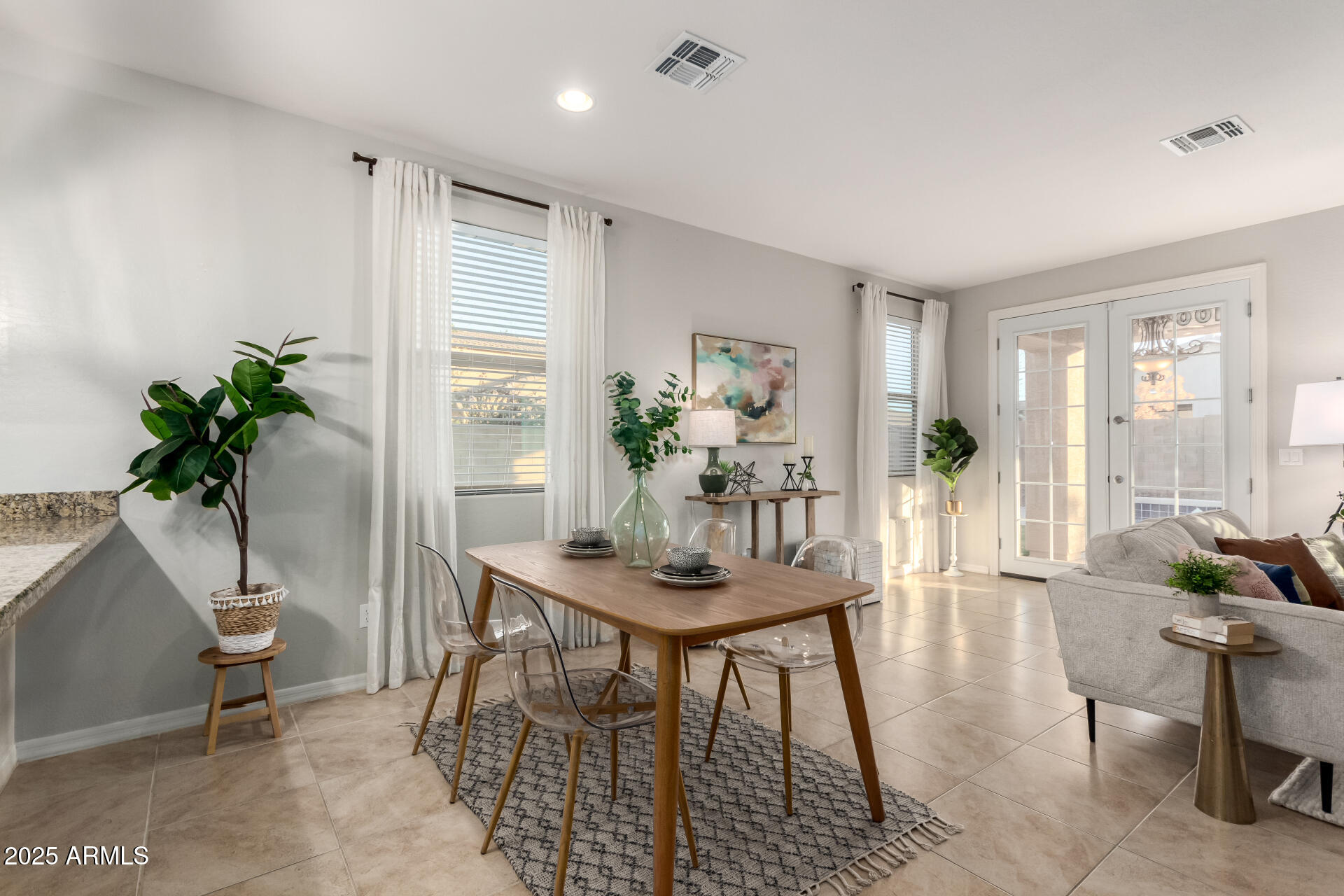 1625 W COOL WATER Way