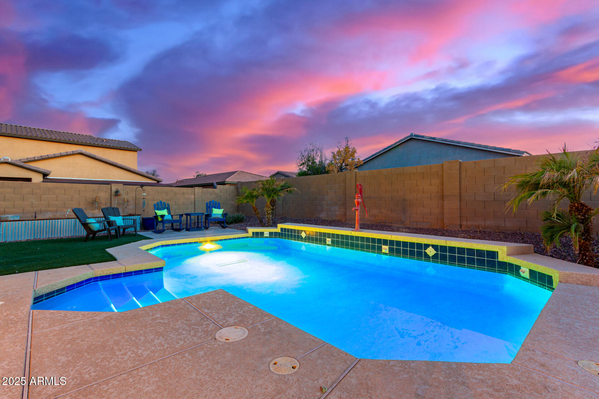 1625 W COOL WATER Way