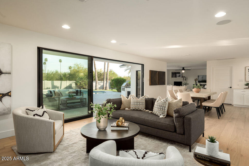 4131 E SAN MIGUEL Avenue