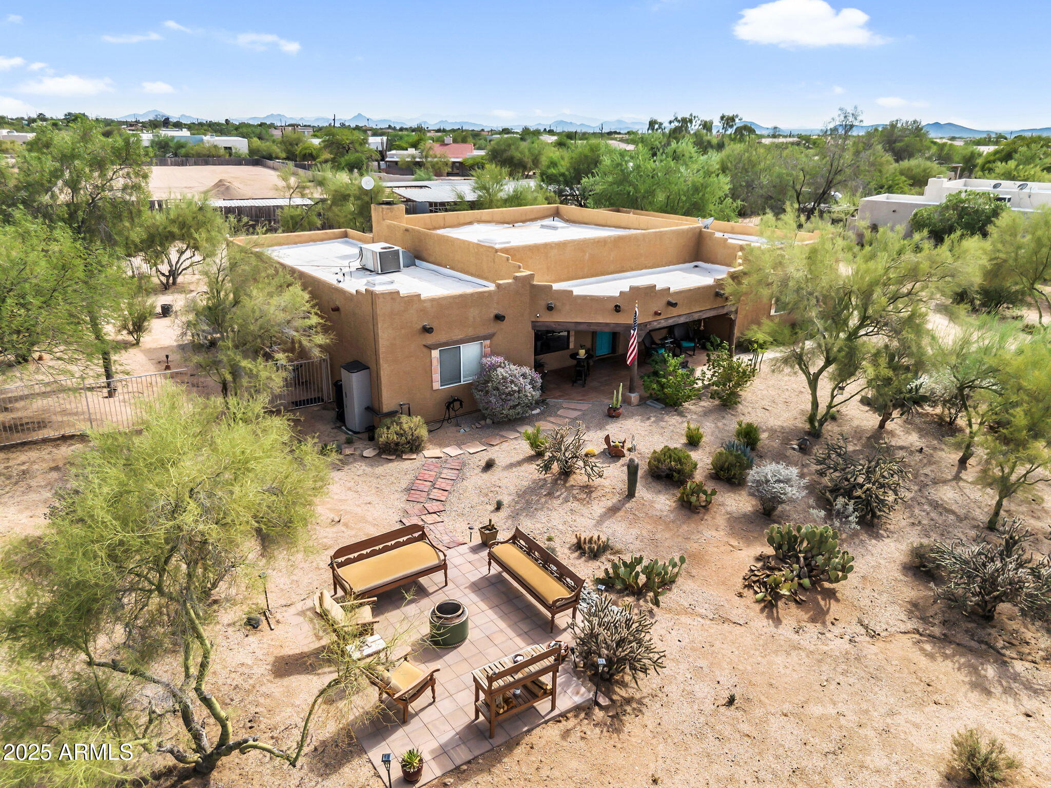 6017 E RANCHO DEL ORO Drive