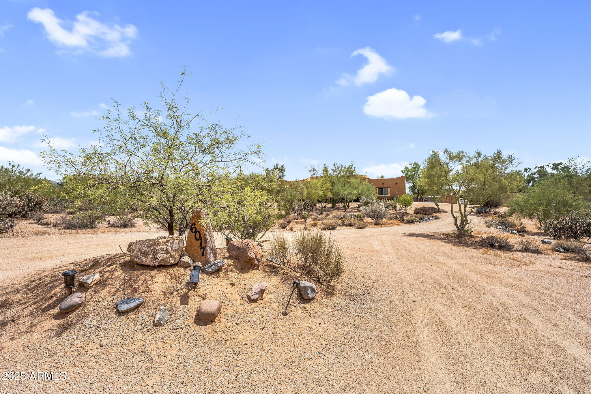 6017 E RANCHO DEL ORO Drive