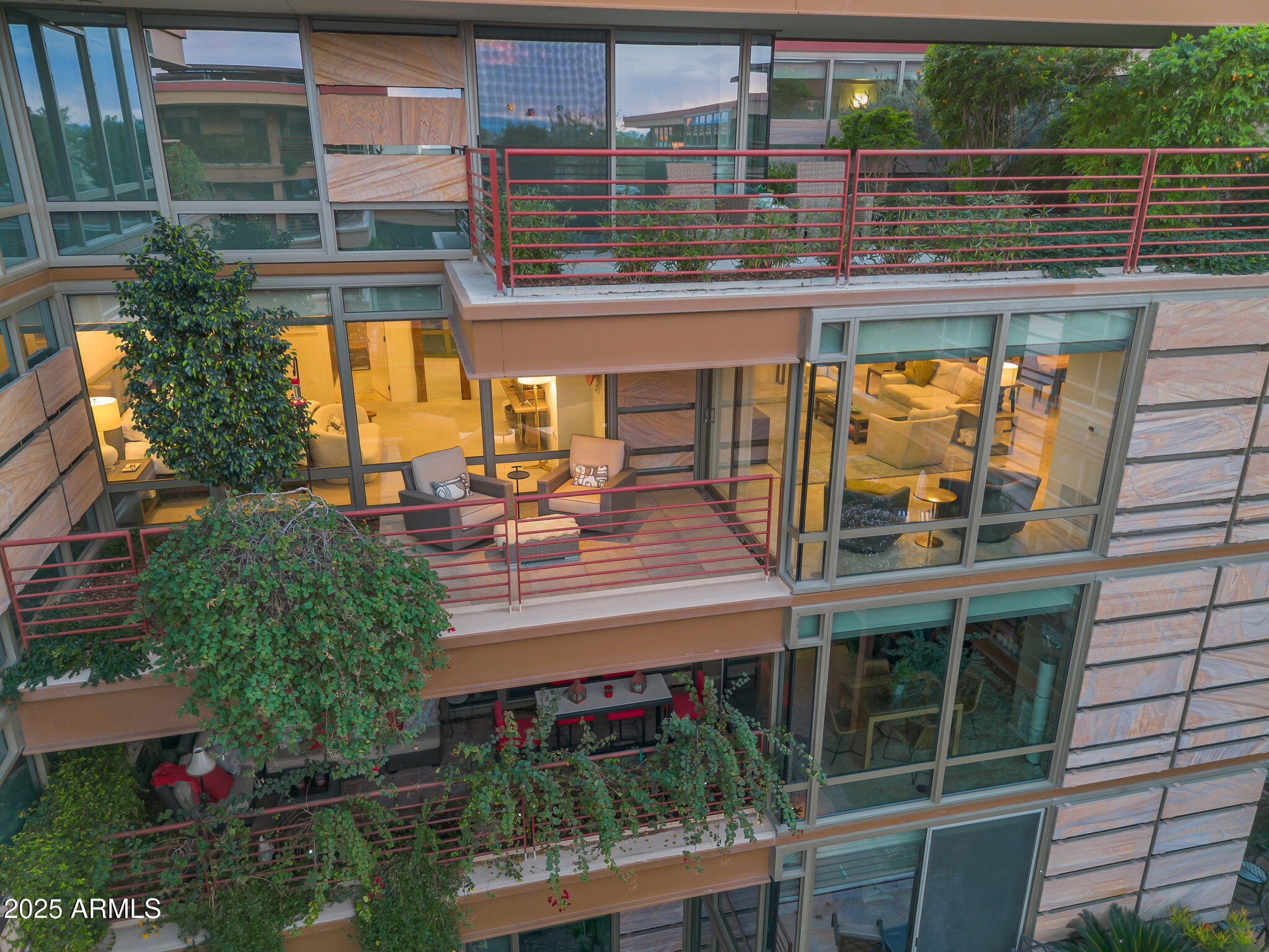 7127 E RANCHO VISTA Drive 6009