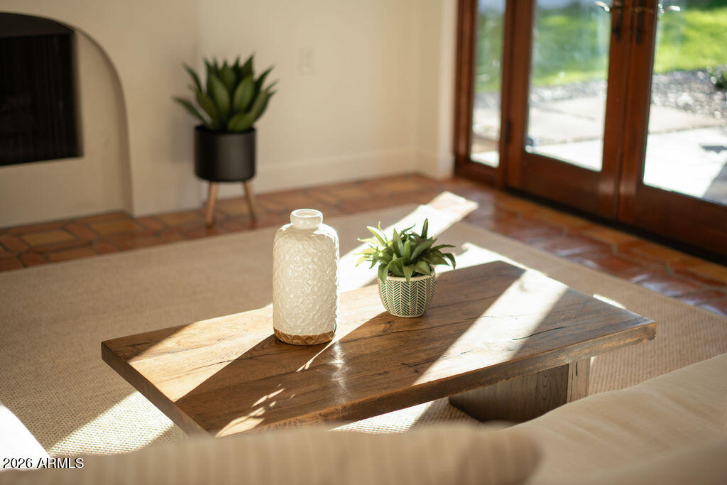 5602 N CAMELBACK CANYON Place