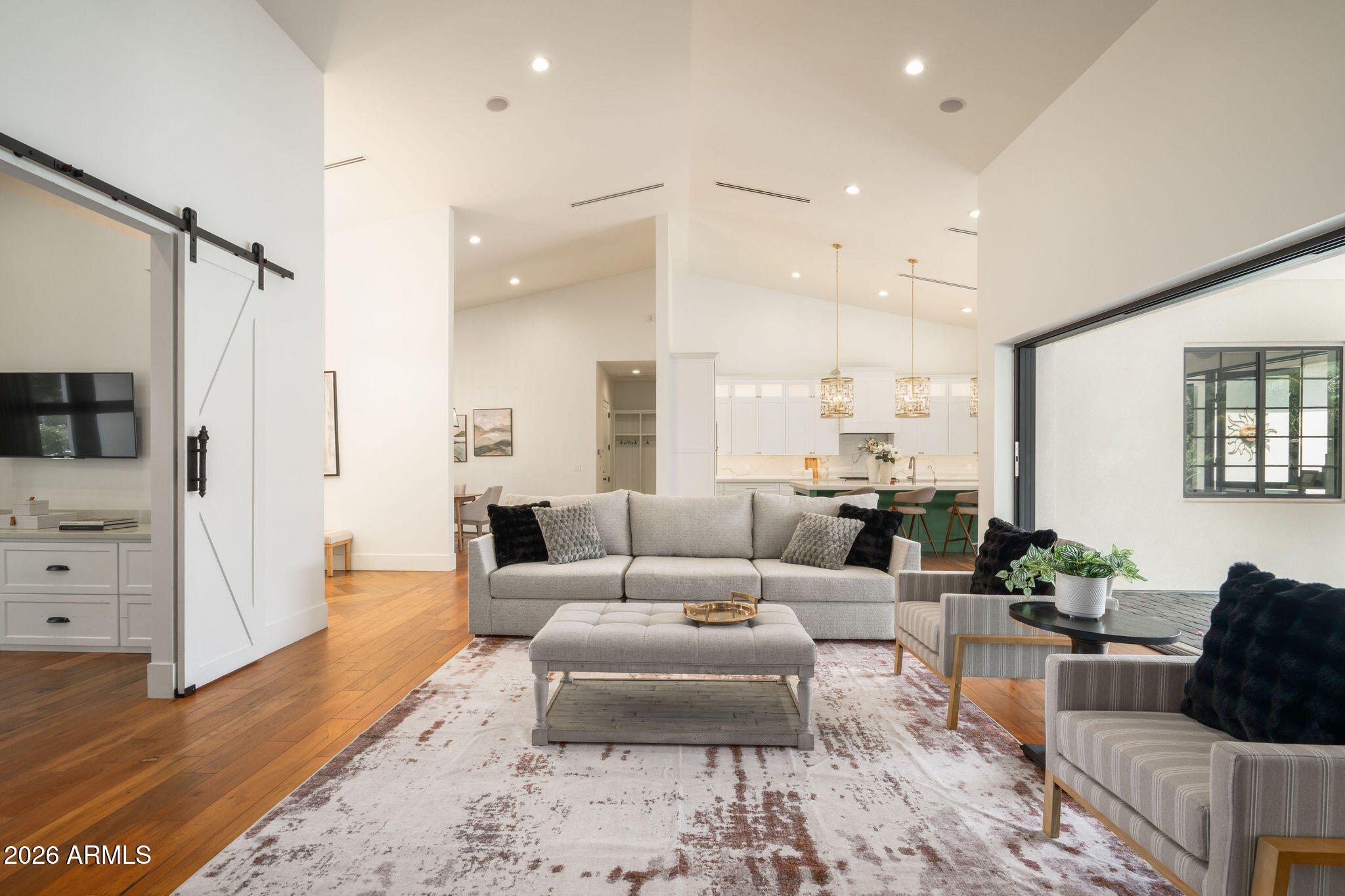 4510 E CALLE REDONDA