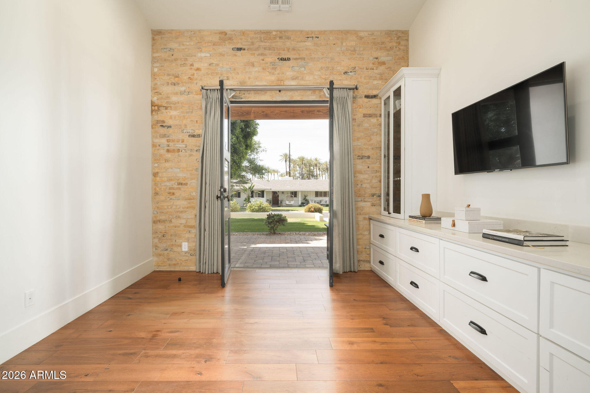 4510 E CALLE REDONDA