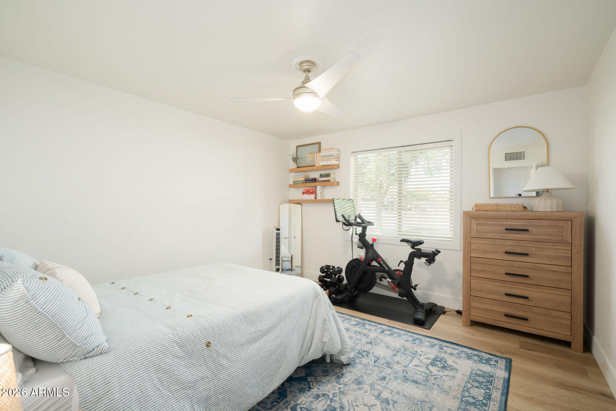 4813 E FAIRMOUNT Avenue