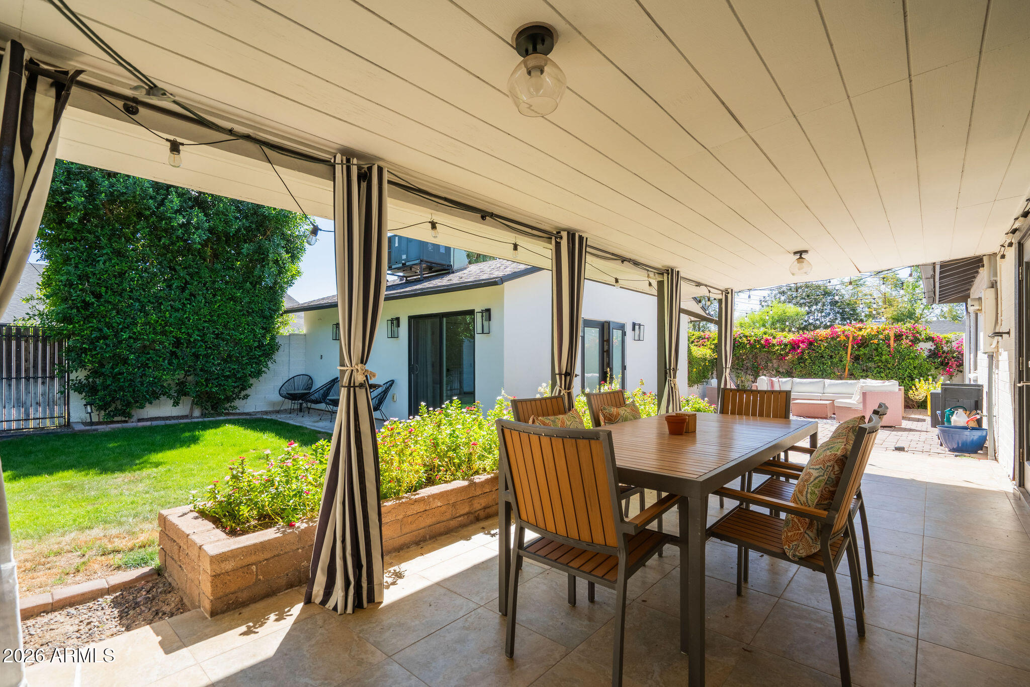 4813 E FAIRMOUNT Avenue