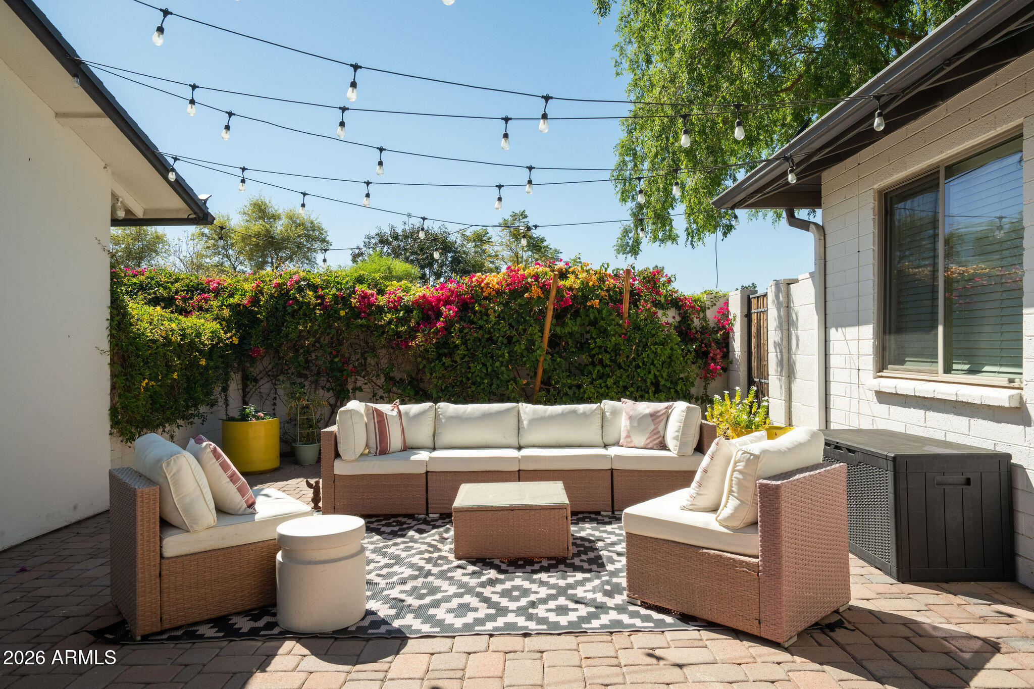 4813 E FAIRMOUNT Avenue