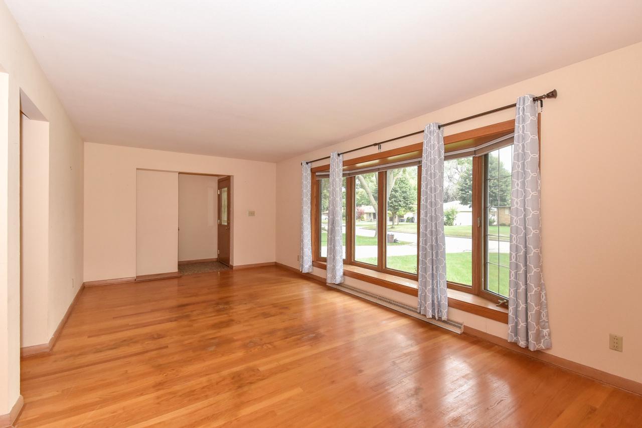 8336 West Dreyer PLACE