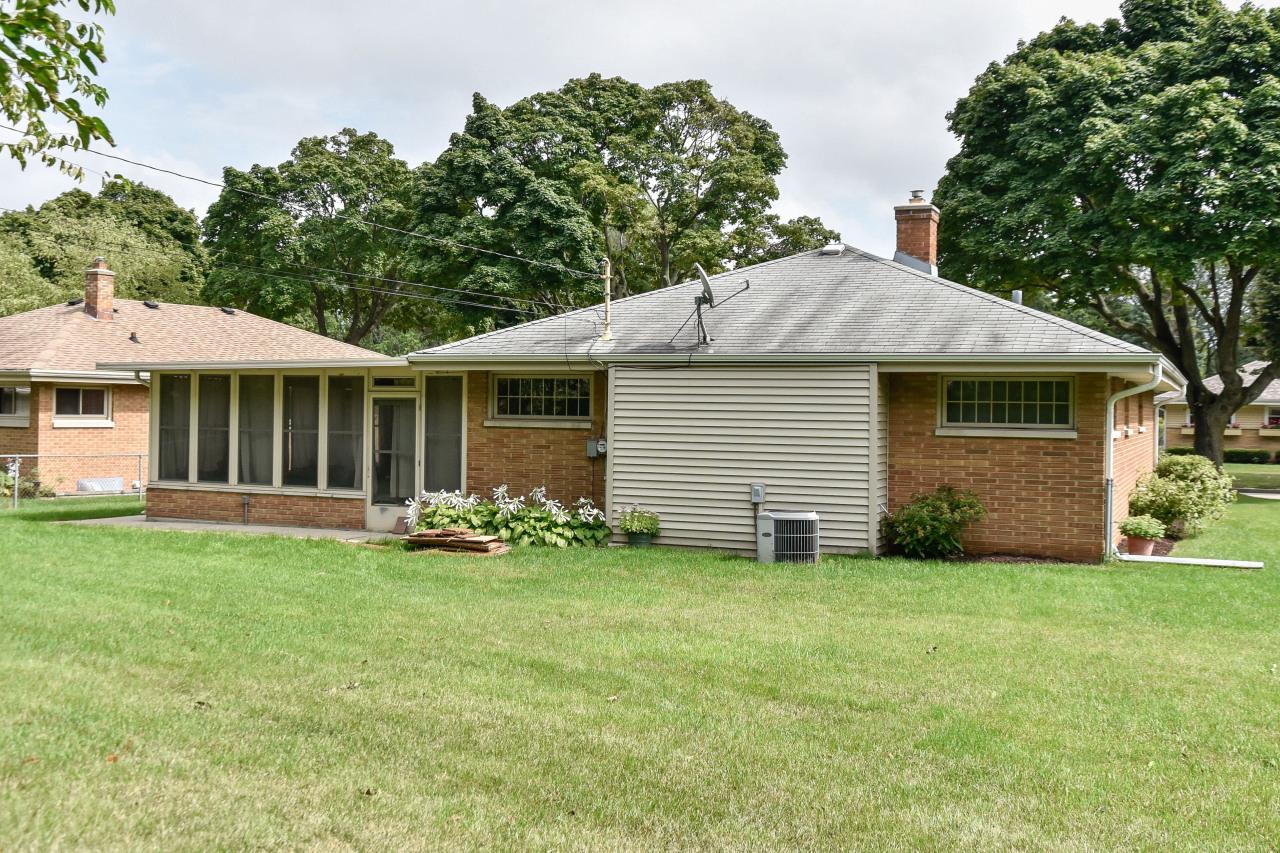 8336 West Dreyer PLACE