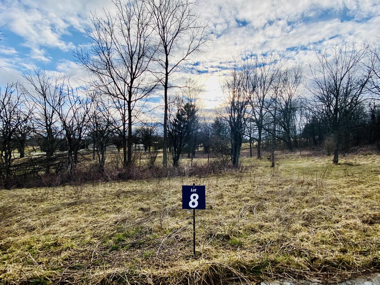 W326S8035 ROLLING HILLS COURT