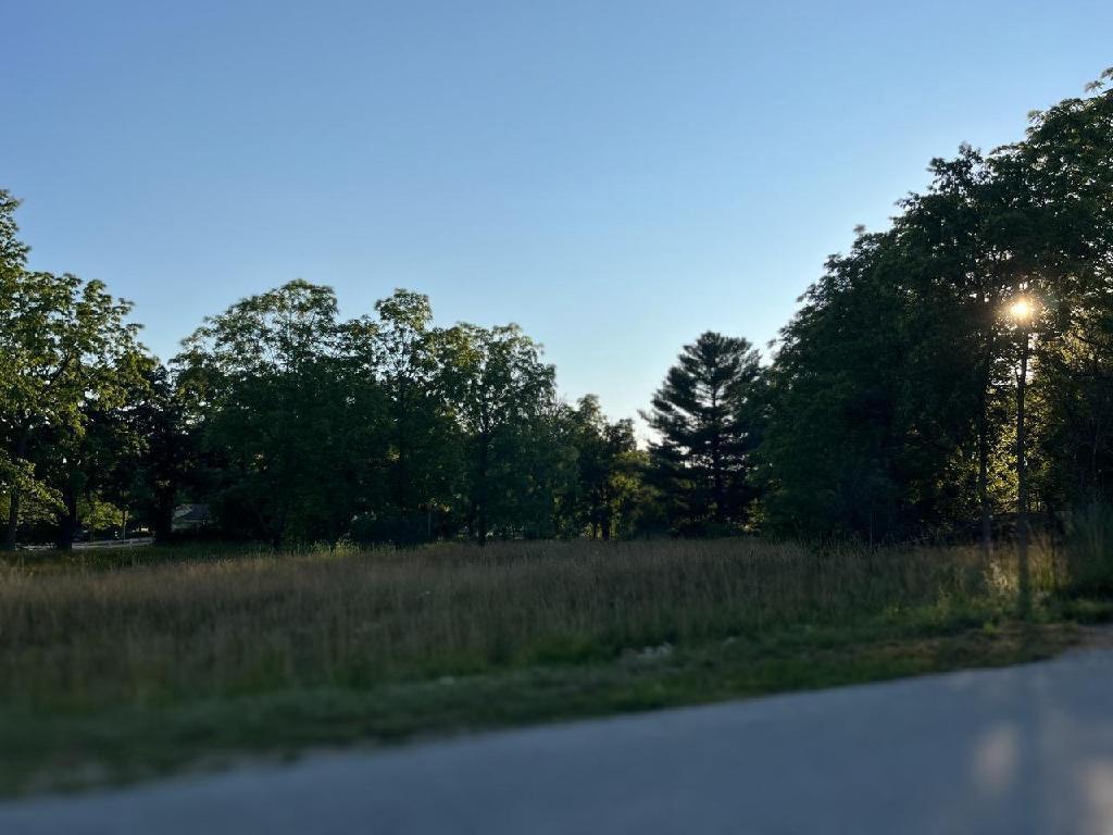 W326S8035 ROLLING HILLS COURT