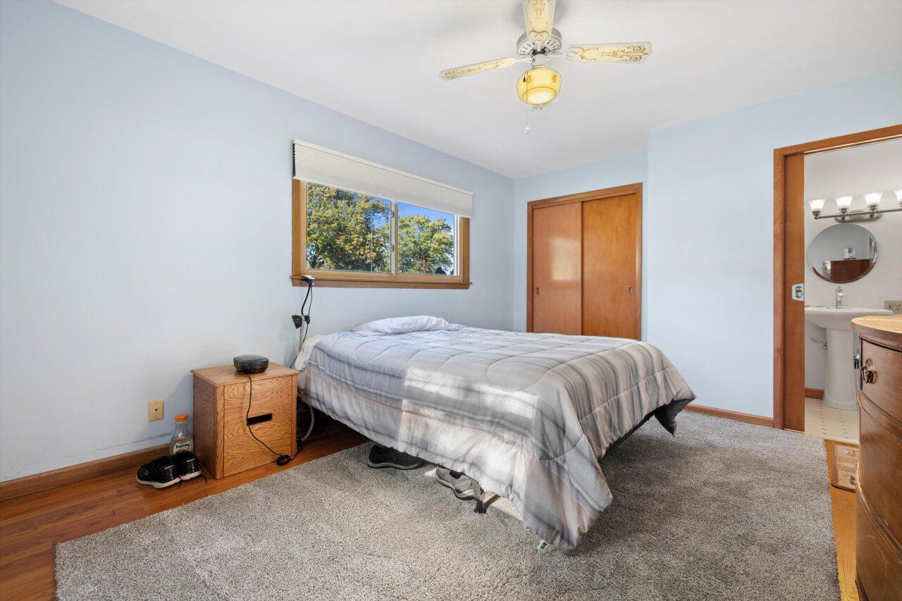 3632 South Vogel DRIVE