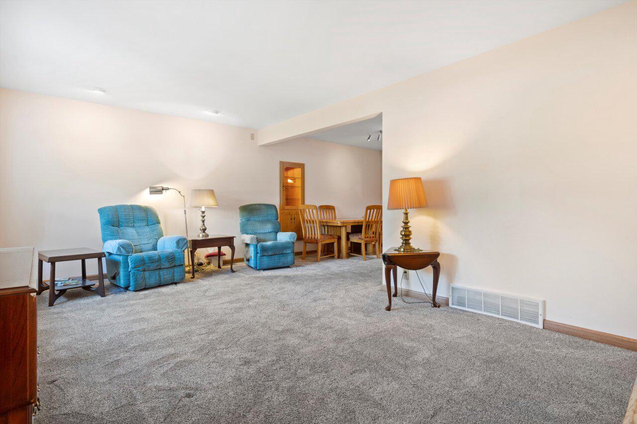 3632 South Vogel DRIVE