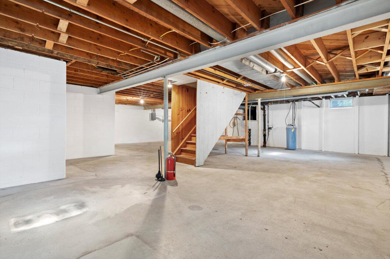 3632 South Vogel DRIVE