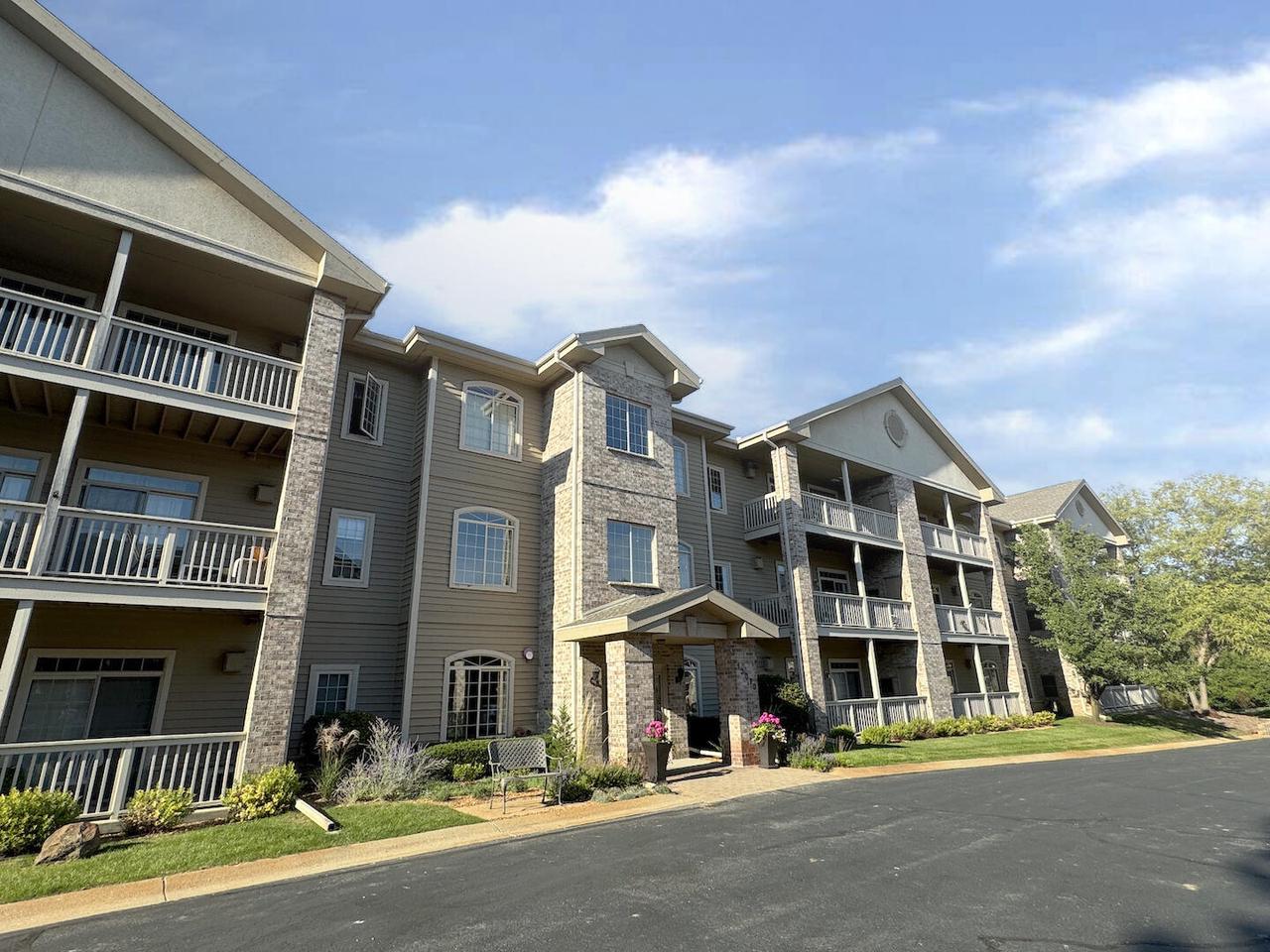 13070 West Bluemound ROAD 306