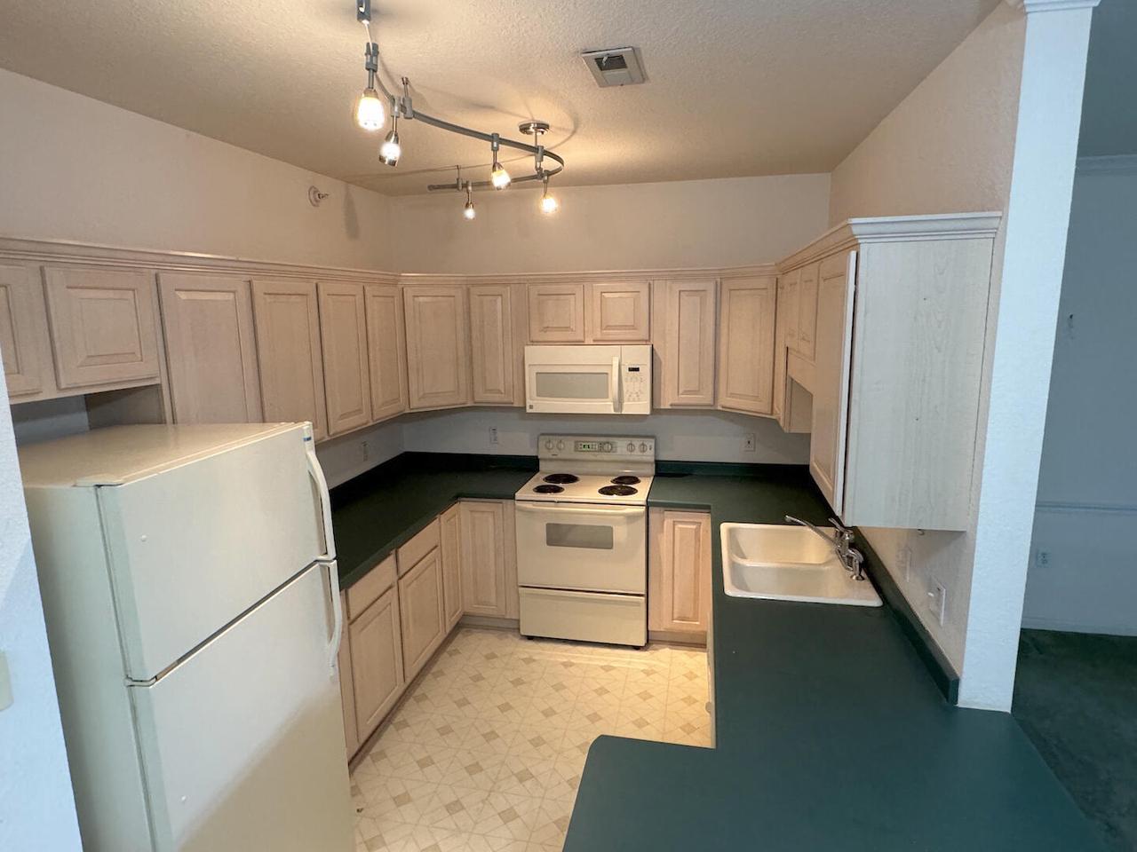 13070 West Bluemound ROAD 306