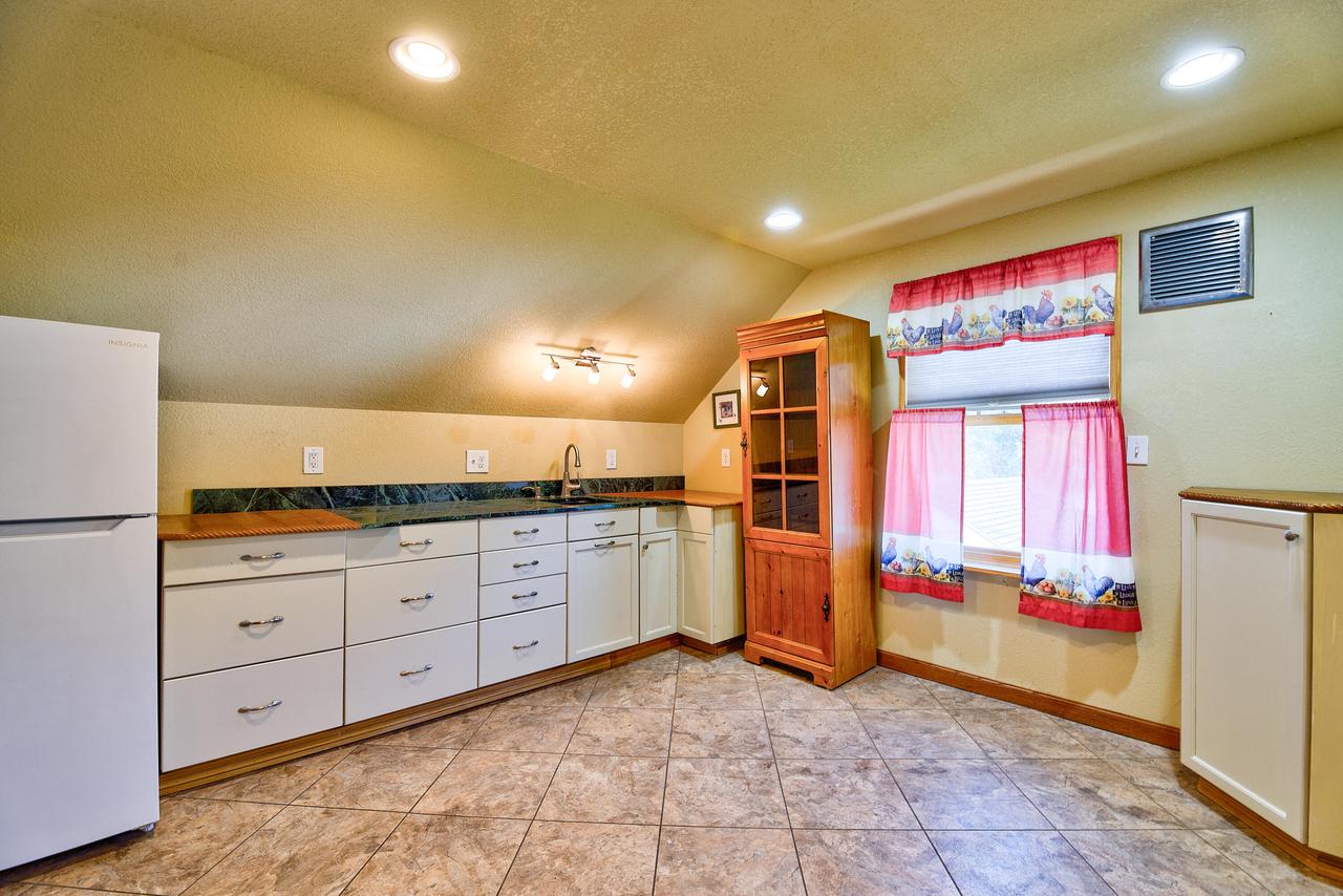 1547 South 95th STREET