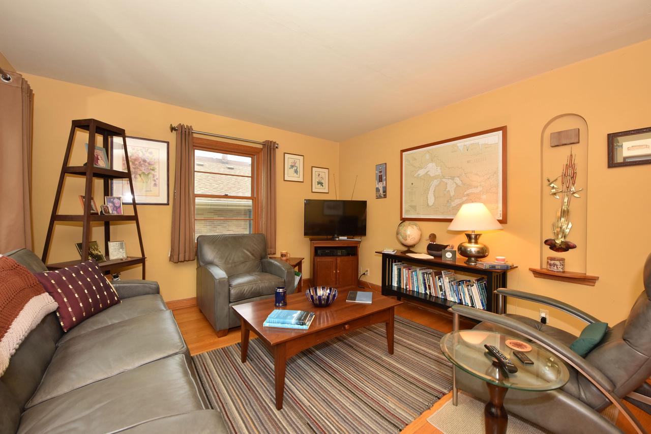 3941 E Morris Avenue