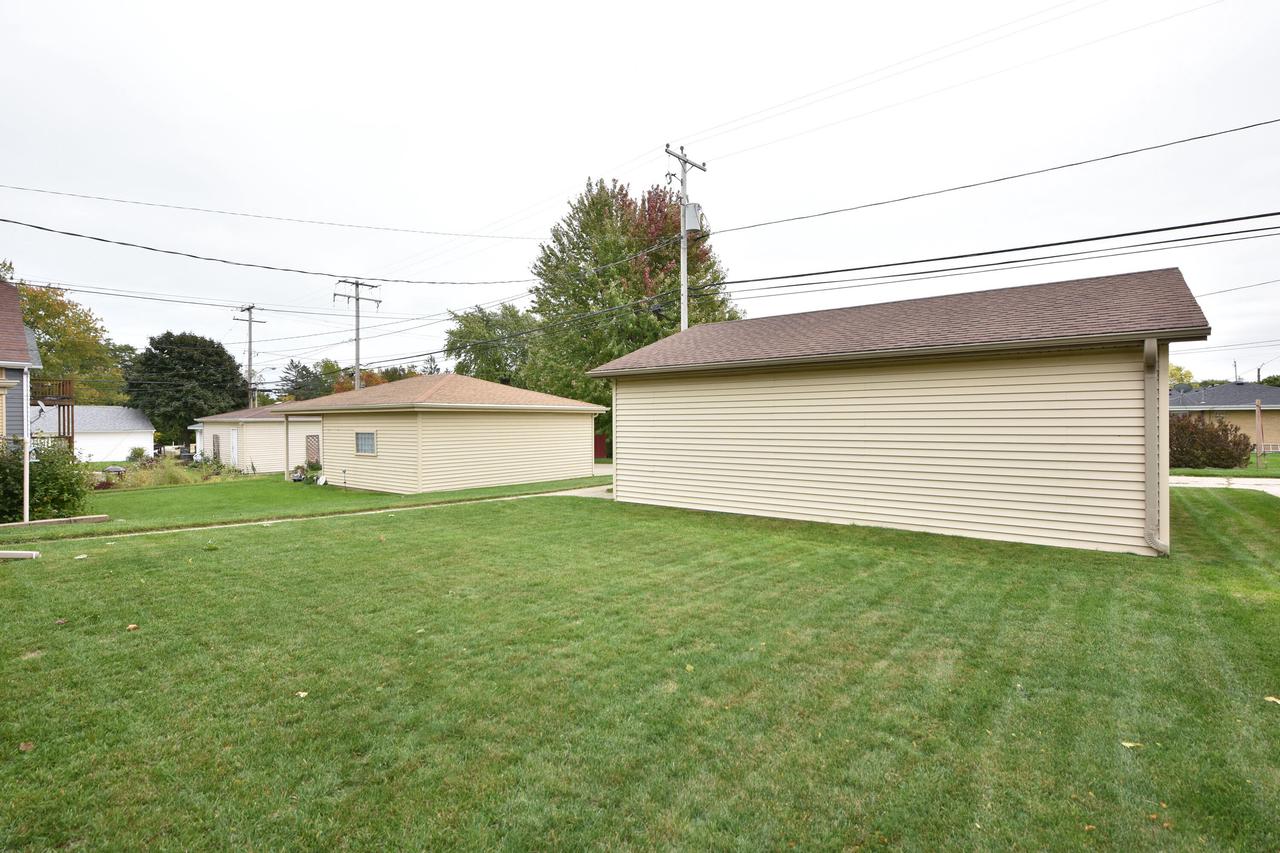 3941 E Morris Avenue