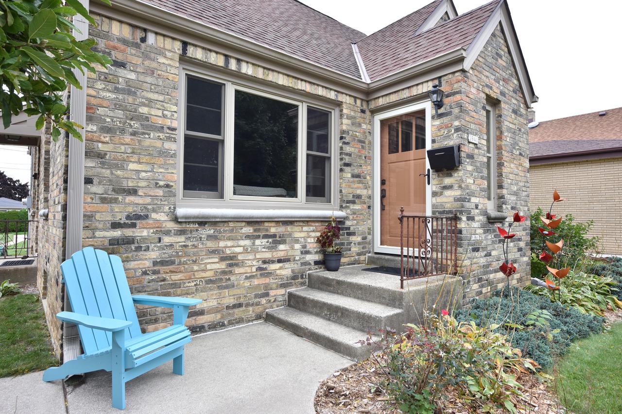 3941 E Morris Avenue