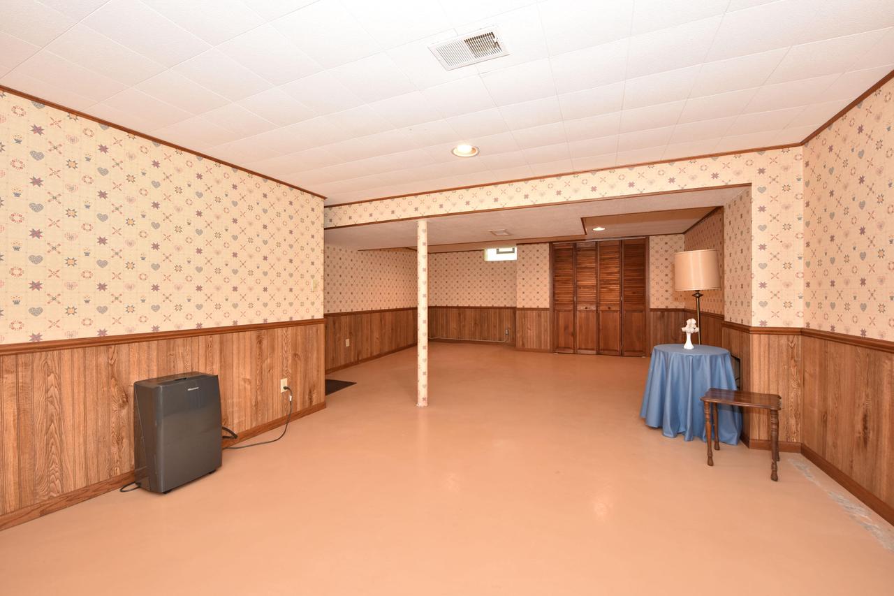 3941 E Morris Avenue