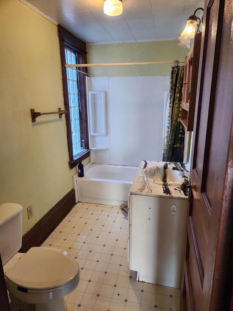 237 South Mill STREET 239