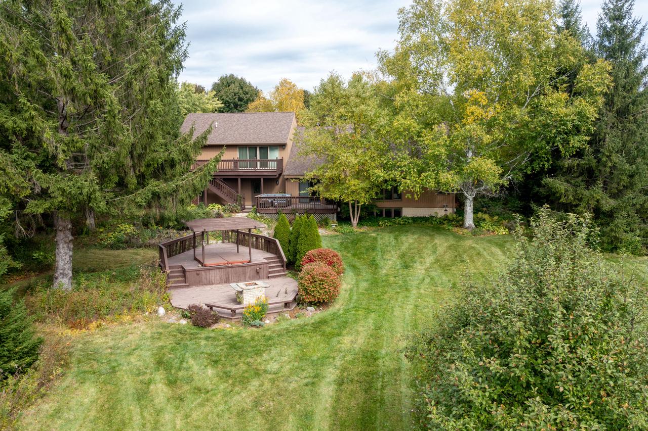 10057 Flagstone Drive