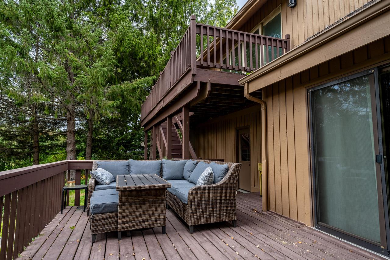 10057 Flagstone Drive