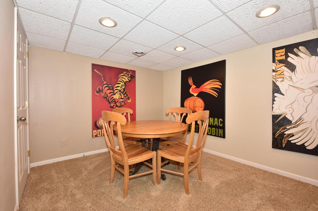 10057 Flagstone Drive