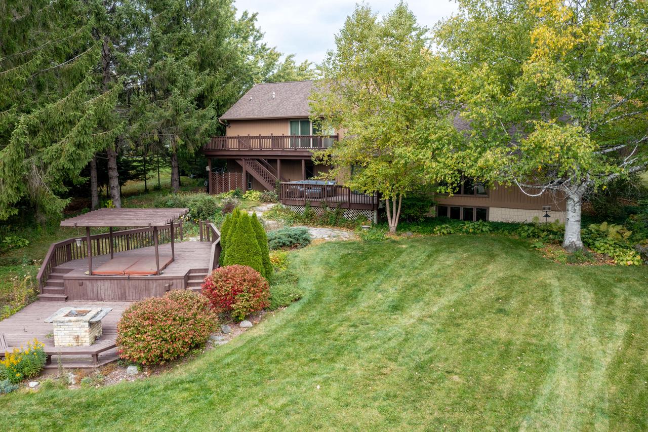 10057 Flagstone Drive