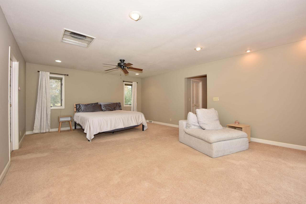 10057 Flagstone Drive