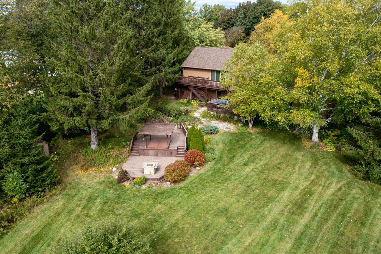 10057 Flagstone Drive