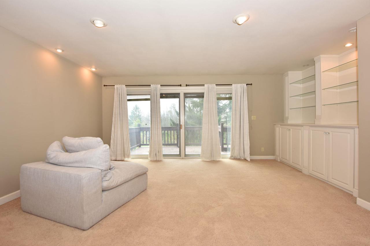 10057 Flagstone Drive