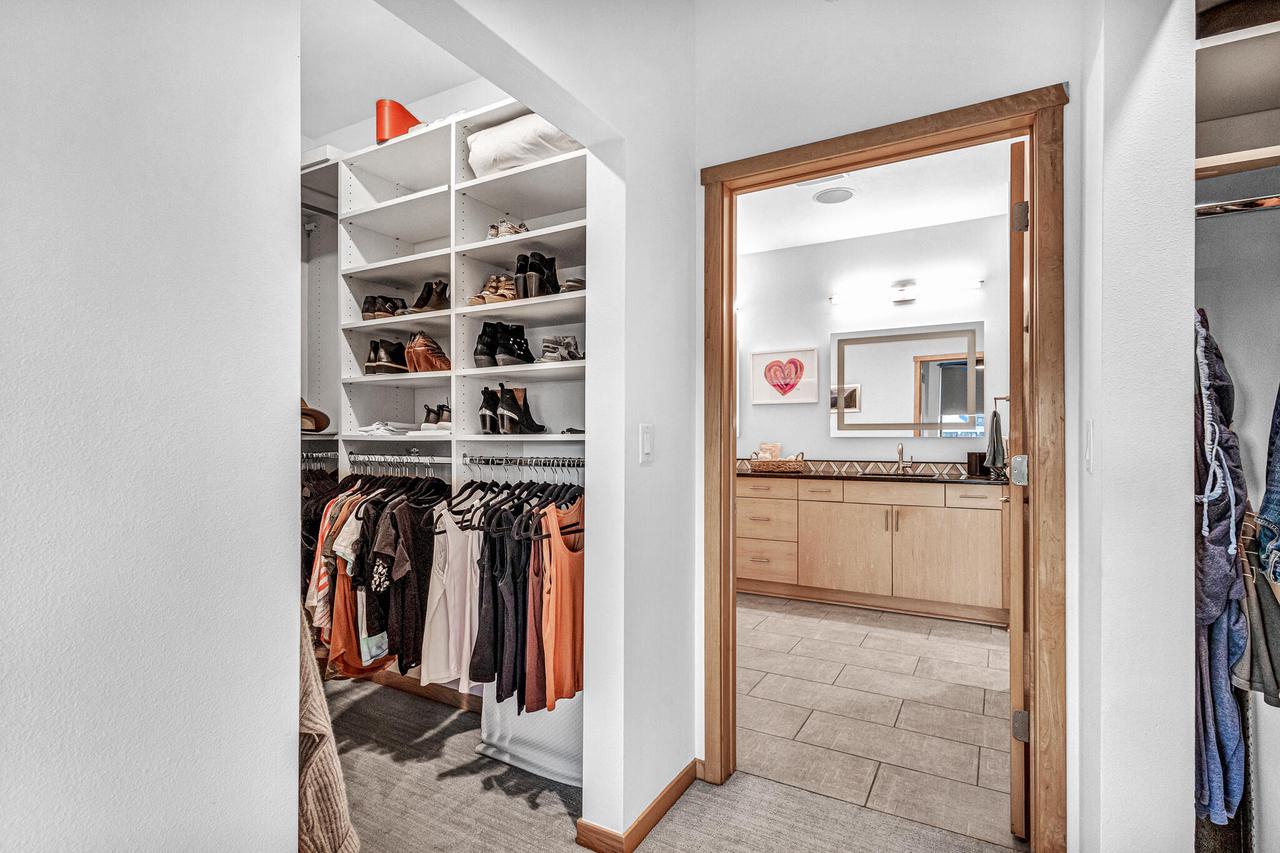 311 E Erie Street Unit: 418