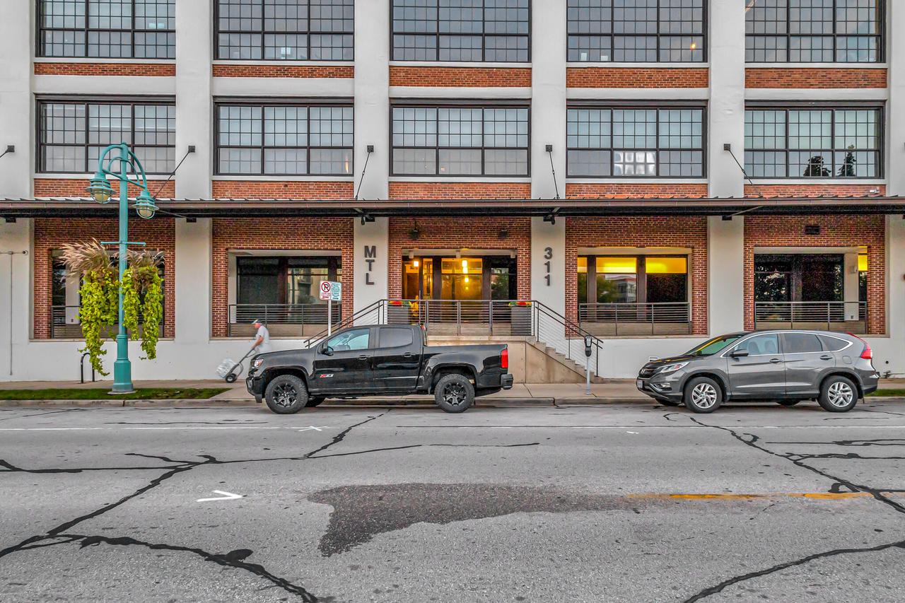 311 E Erie Street Unit: 418