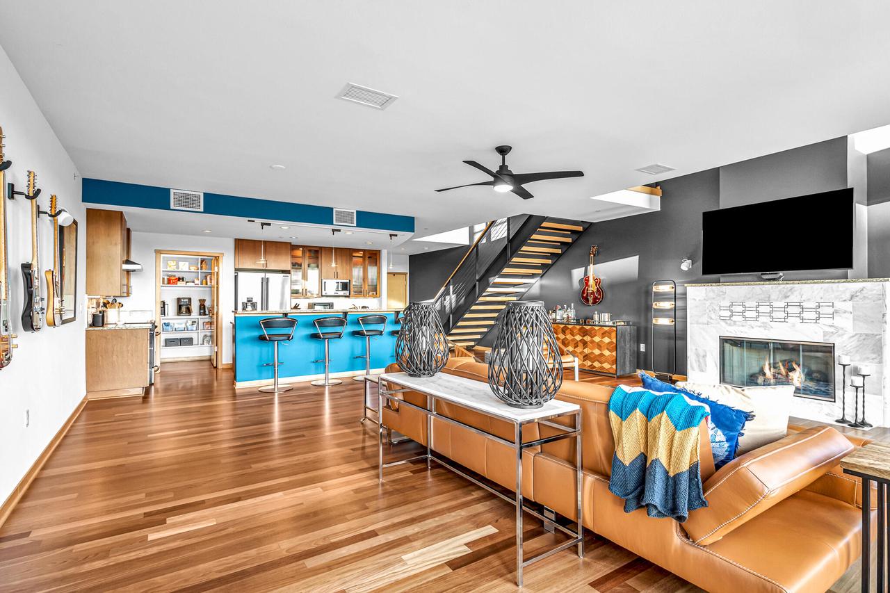 311 E Erie Street Unit: 418