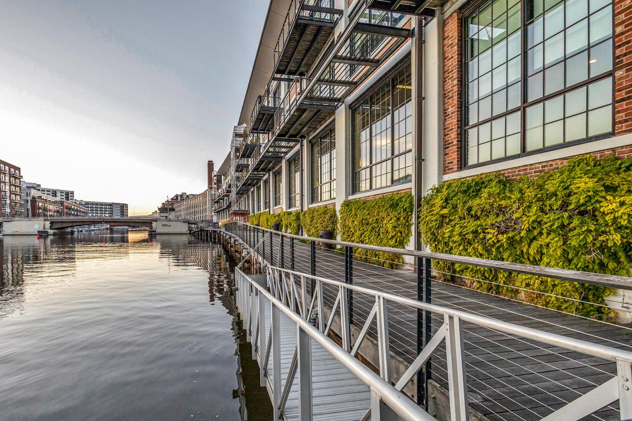 311 E Erie Street Unit: 418