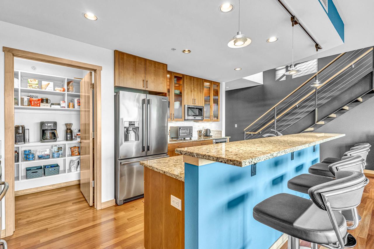 311 E Erie Street Unit: 418