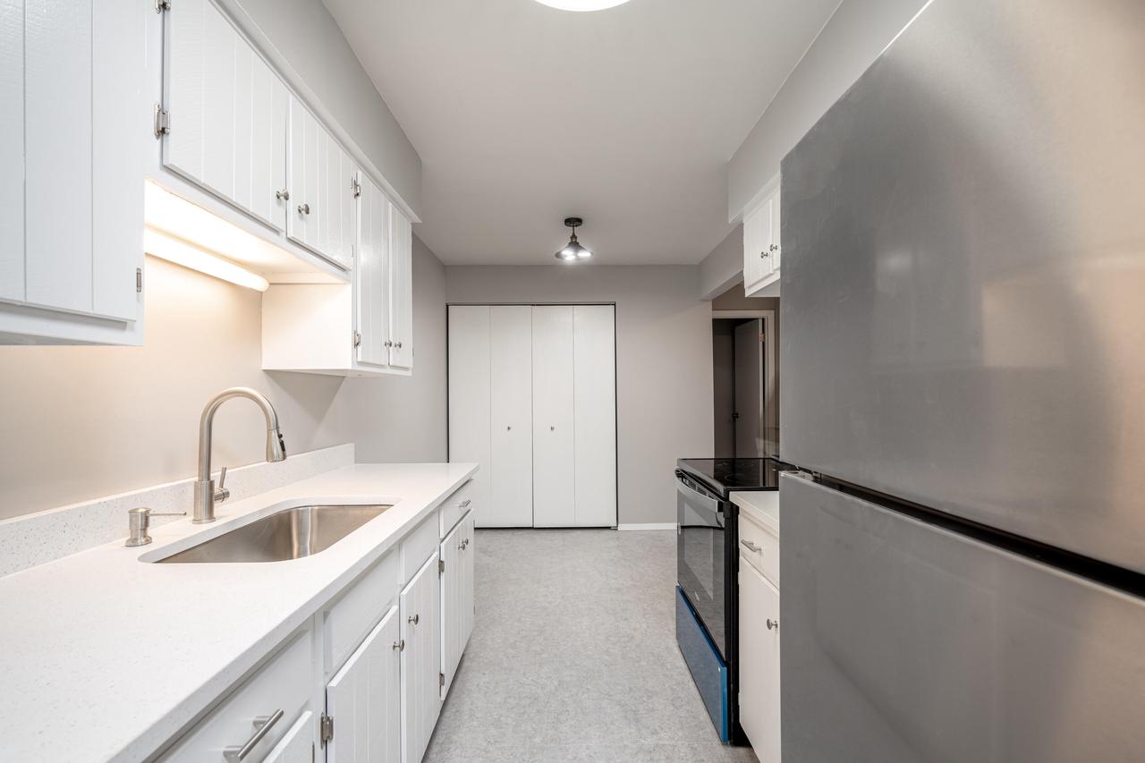 6336 West Forest Home AVENUE 103